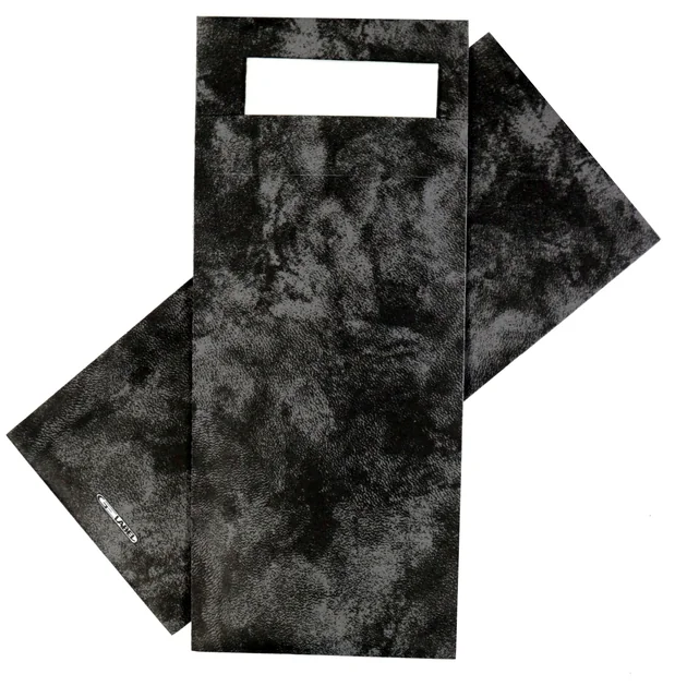 Bestekzakje IEZZY 190x85mm zwart gemarmerd met wit servet 500st