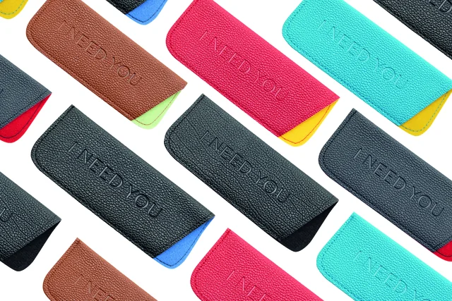 Etui I Need You Skinny voor leesbrillen assorti